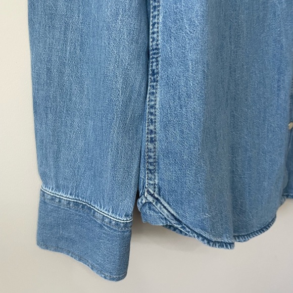 Gap NWT classic western snap button down embroidered back denim shirt sm… - Picture 7 of 8